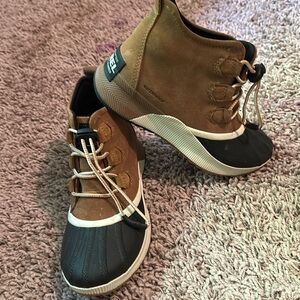 Women’s Sorel boots, EUC, size 6